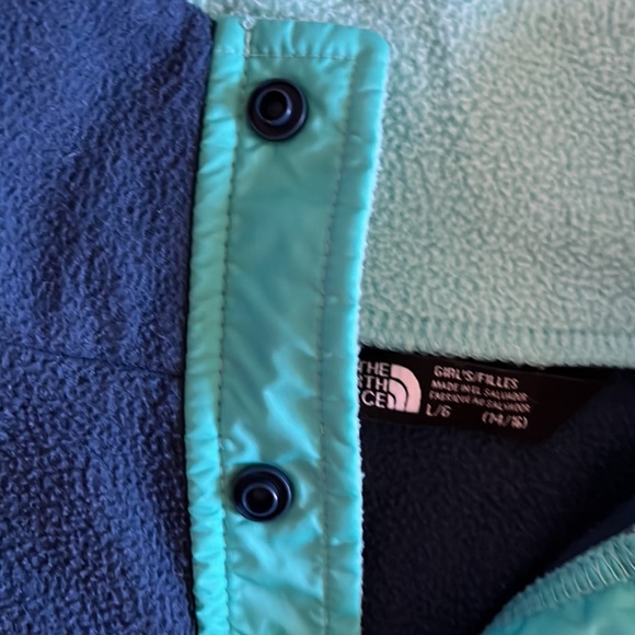 Girls The North Face 1/4 snap fleece pullover Large 14-16 - Picture 9 of 9